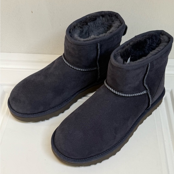 Ugg women Classic Mini II Boot - Main Image
